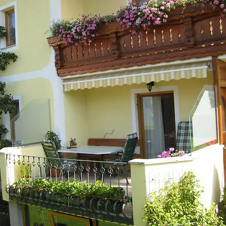 Privatzimmer Eva Leitgeb Casa vacanze *